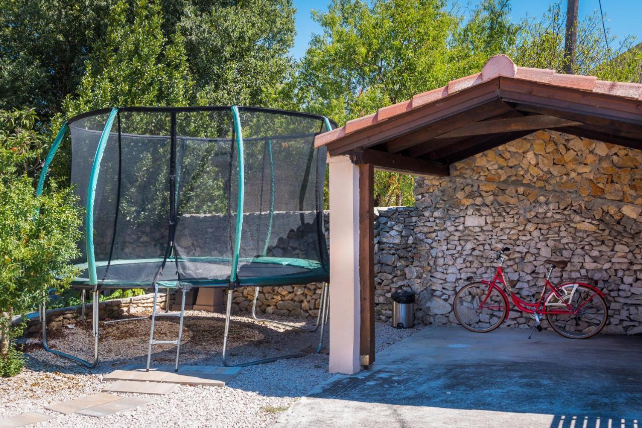Holiday Home Rosko Skradin Exterior foto