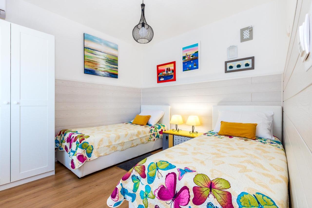 Holiday Home Rosko Skradin Exterior foto