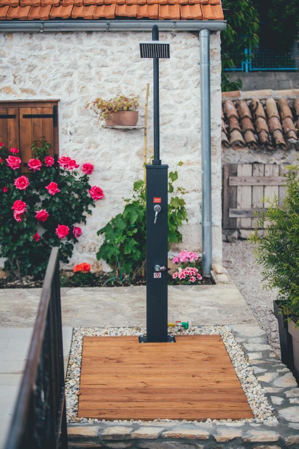 Holiday Home Rosko Skradin Exterior foto
